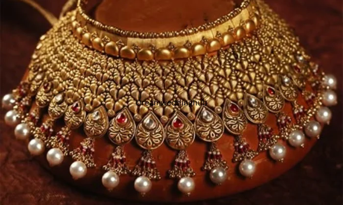 L Yaima  Son Jewellery